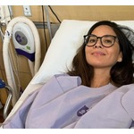 乳がん公表の米女優、両胸の切除手術告白「私は幸運。選択肢がある段階で見つけたから」