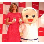 マルコメとミランダ・カーが初のコラボ商品