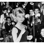 91歳ブリジット・バルドーが死亡説否定「この世に別れを告げる予定はない」