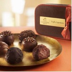 舌で感じる&ldquo;ゴディバの歴史&rdquo;、1946年〜2013年を6種のトリュフで。