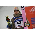 小林陵、納得の３位＝二階堂と再会喜ぶ―Ｗ杯ジャンプ男子