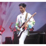 プリンスが遺した数々の未発表曲リリースへ