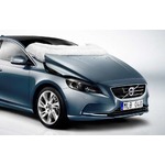 世界初の歩行者用エアバッグ、ボルボが新型「ボルボV40」に採用。