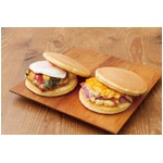 ワンハンドのパンケーキサンド、ルサンパーム&times;キハチの東京駅限定品。