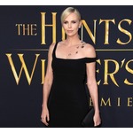 シャーリーズ・セロン「老いをなぜ恐れるの？」