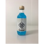 トビウオ原料の鮮烈なエナジードリンク