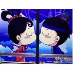 【写真】地下鉄に&ldquo;チューチュー列車&rdquo;、電車ドア閉まると恋人同士がキス。