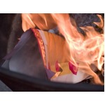 &ldquo;うっかり&rdquo;で370万円燃やす、コンロに隠すもお茶入れようとして&hellip;。