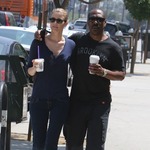 エディ・マーフィーに9人目の子、元妻含む4人の女性と子供は皆仲良し。