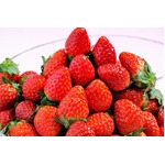 旬の苺と苺デザートが食べ放題、横浜ベイシェラトンが2つのフェア開催。