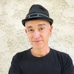 globeマークがEDMエヴァ主題歌、英詩「残酷な天使のテーゼ」を世界配信。