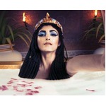 歴史的著名人の&ldquo;自撮り&rdquo;再現、スマホメーカーのHTCがイメージ公開。