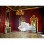 【写真】室内にふわっと浮かぶ&ldquo;雲&rdquo;、ちょっぴり不思議な作品の数々。