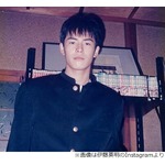 学ラン姿の&ldquo;高校生・伊藤英明&rdquo;に反響「カッコ良すぎる」「第2ボタンどこ&hellip;」