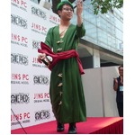 ゾロ井上に小学生「ないない」、拒絶もONE PIECEコスプレにご満悦。