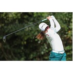 佐久間のティーショット　女子ゴルフ