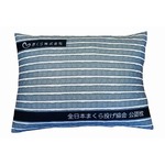 安全考慮のまくら投げ専用枕、「全日本まくら投げ大会」にも提供。