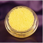 世界一高価な&ldquo;金&rdquo;のキャビア、色素持たない金のチョウザメから採取。