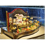 45種類のスイーツ&ldquo;独り占め&rdquo;、パティシエがおいしい食べ順も提案。