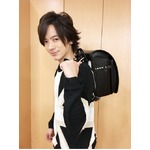 38歳DAIGOがランドセル姿披露、披露宴を終え「バリバリ働いてる」。