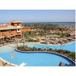 &ldquo;プールで排泄物&rdquo;流行に警告、英国人観光客に問題多発でホテル激怒。