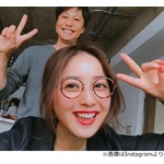 佐々木希のキュートなメガネ姿に「元気出た」