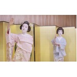 浅田真央が舞妓さんに&ldquo;変身&rdquo;、同じ着物・和化粧・髪結いで京舞挑戦。