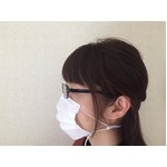 「耳に掛けないマスク」を開発、長時間かけても耳が痛くならない。