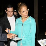 ジェニロペと年下ダンサー破局、理由は「一緒に過ごす時間がない」。