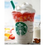 新開発ヨーグルトの初夏フラペ、フルーツ4種の果肉入りジェリーと共に。