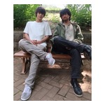 窪田正孝＆桐山漣の&ldquo;脚長っ&rdquo;初2ショット