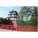 弘前城の天守が&ldquo;引っ越し&rdquo;へ、100年ぶりの石垣大修理で70m移動。