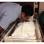 チャンカワイに第1子女児「とにかく美顔祈願」