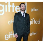 クリス・エヴァンスが&ldquo;キャプテン・アメリカ&rdquo;卒業