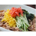 牛丼屋が考案した冷やし中華、神戸らんぷ亭が&ldquo;夏メシ進化形&rdquo;提案。