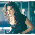 タイタニック女優、摂食障害と闘った過去「見た目褒められても全てが体重と関係」