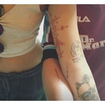 マイケル娘、マコーレー・カルキンとお揃いタトゥー