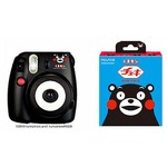 くまモンの顔イメージのチェキ、レンズ周り白＆シャッターボタン赤。