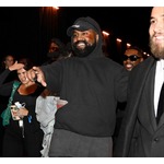 &ldquo;破産まで2か月&rdquo;から逆転、カニエ・ウェストは総資産4261億円で「億万長者」と自慢