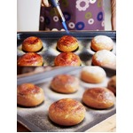 クレームブリュレ風のドーナツ、ミスタードーナツが2種類展開へ。