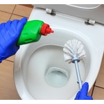 トイレ掃除させられ苦痛&rarr;死亡と賠償求める