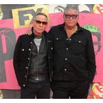 セックス・ピストルズのメンバーが&ldquo;不仲&rdquo;告白、2008年最後のツアーから話してない