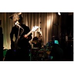 オオカミバンドが米国ツアー、ニューヨーク皮切りに全5か所巡る。