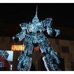 実物大ユニコーンガンダムで初プロジェクションマッピング