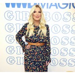 「ビバリーヒルズ高校白書」ドナ、パレード中にBBガンで撃たれた過去明かす