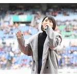 家入レオが4万2000人を前に&ldquo;応援歌&rdquo;熱唱