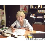 最上もがのナイスな谷間に興奮、「重版出来！」オフショットに反響。