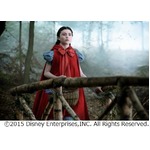 イメージ違う&ldquo;泥棒&rdquo;赤ずきん、ディズニー最新作の印象的なシーン。