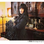 安田顕、まさかの濃厚&ldquo;ゴスロリ&rdquo;に大絶賛