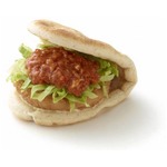 モス新商品に&ldquo;チリクラブ&rdquo;風、「海老カツフォカッチャ」が登場。